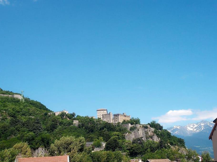 -- Le Refuge, A 50 Metres De La Gare -- Apartment Grenoble Ngoại thất bức ảnh